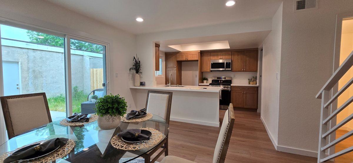 2135 N Fairview St - Photo 2 of 13