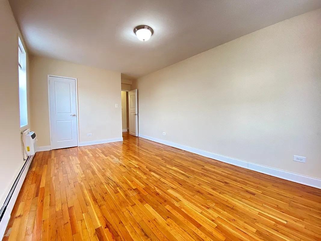 619 E 11Th St - Photo 3 of 12