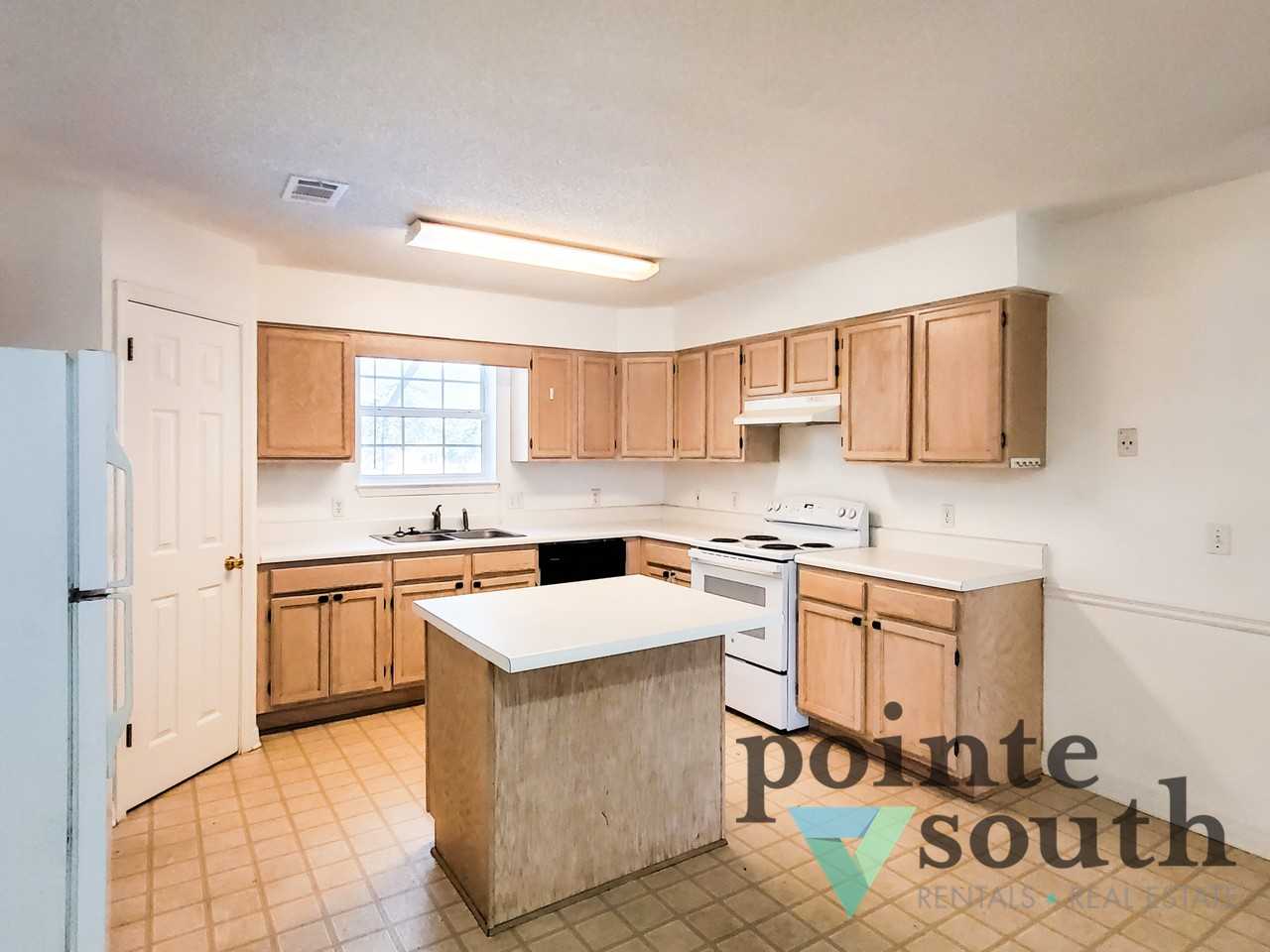 412 Bay Oaks Dr - Photo 5 of 19