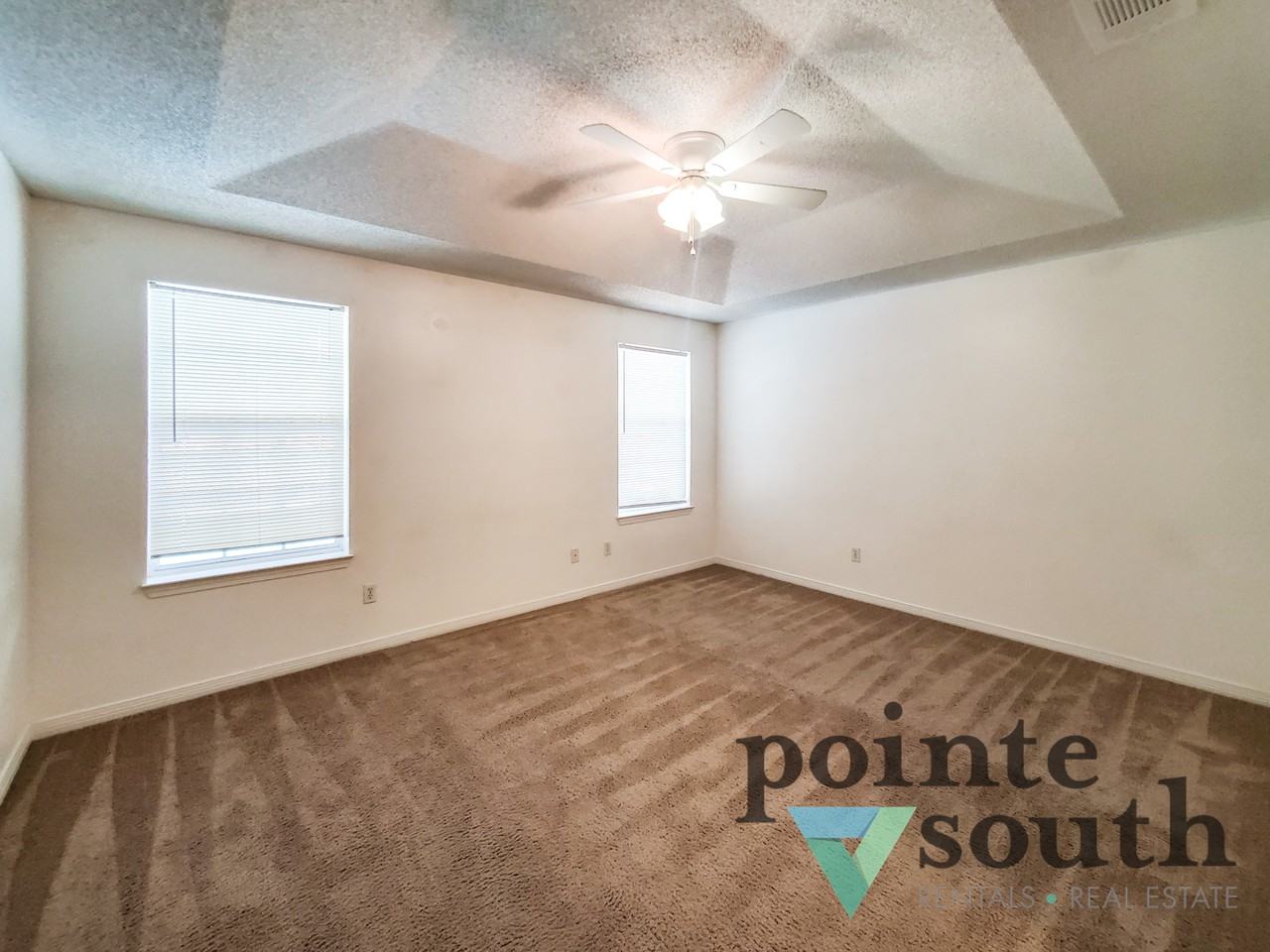 412 Bay Oaks Dr - Photo 6 of 19