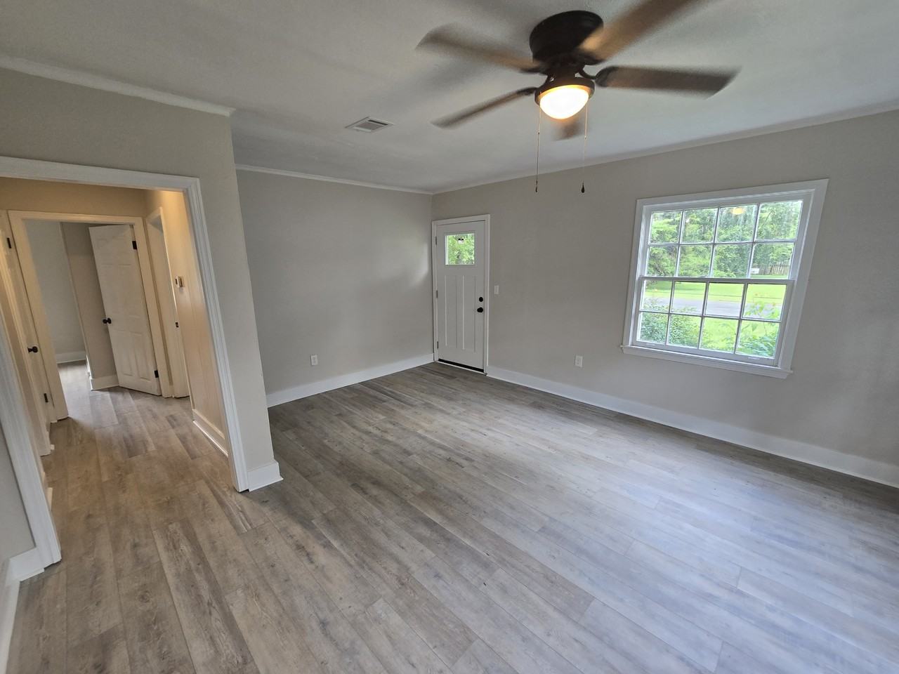 309 Mckinley St - Photo 3 of 16