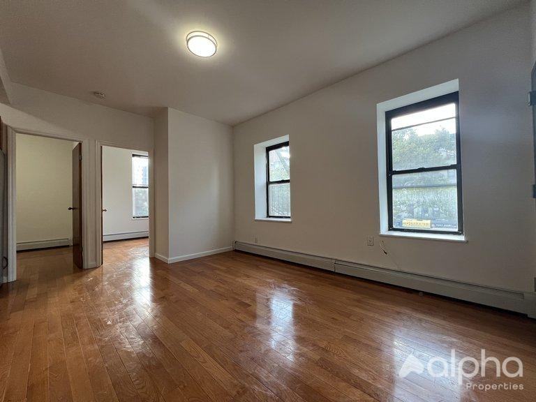 38 Allen St #4 - Photo 2 of 8