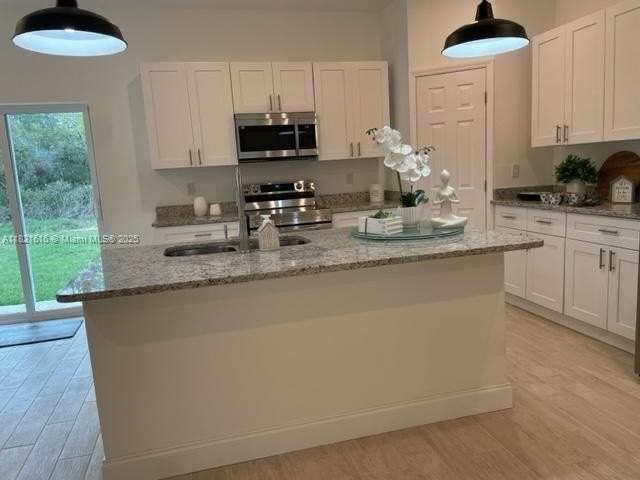 2270 Sw 169th Pl - Photo 5 of 15