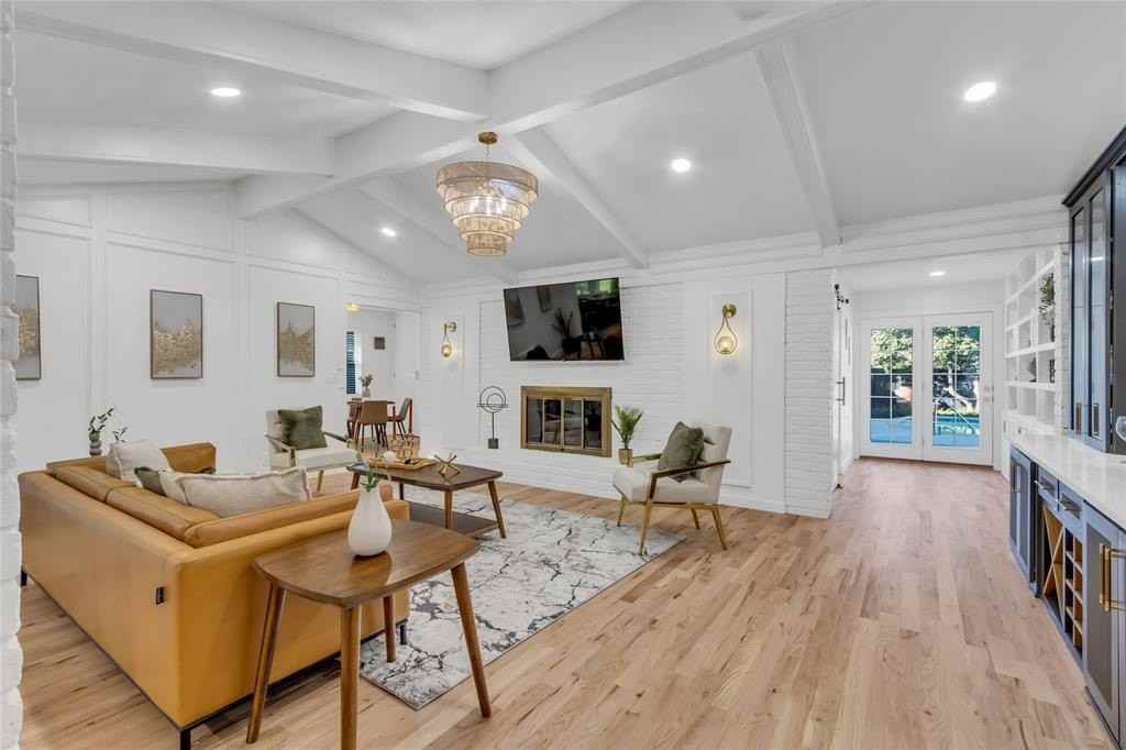 2517 Delmar Dr - Photo 6 of 38