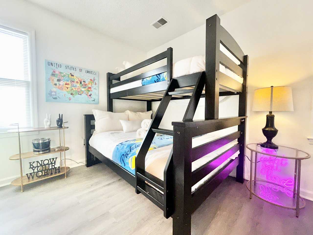 225 Whitehurst Way - Photo 4 of 11