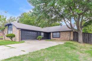 4200 Cranbrook Dr - Photo 1 of 1