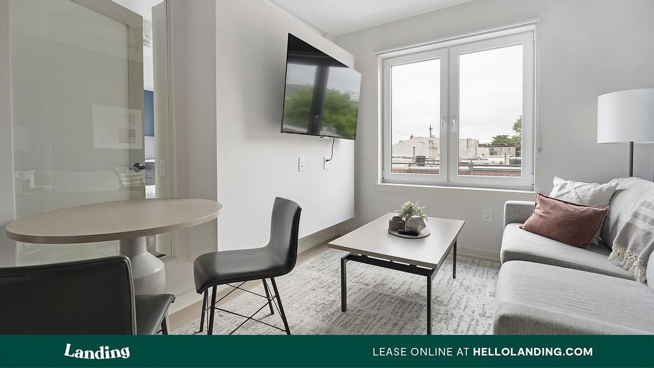 2009 N Howard Street - Photo 3 of 50