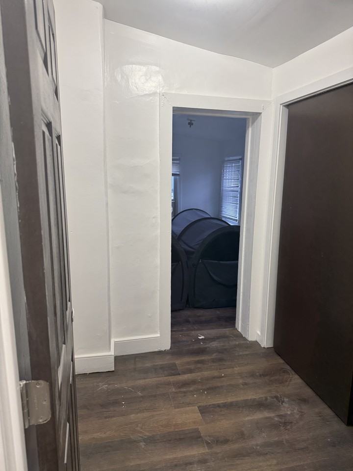 423 Orange St #NA - Photo 6 of 17