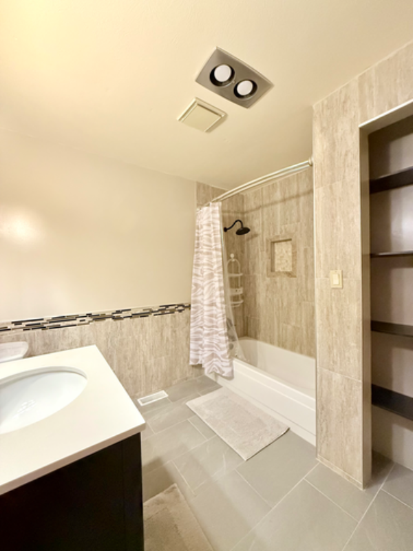 301 W Mangrum Dr - Photo 6 of 20