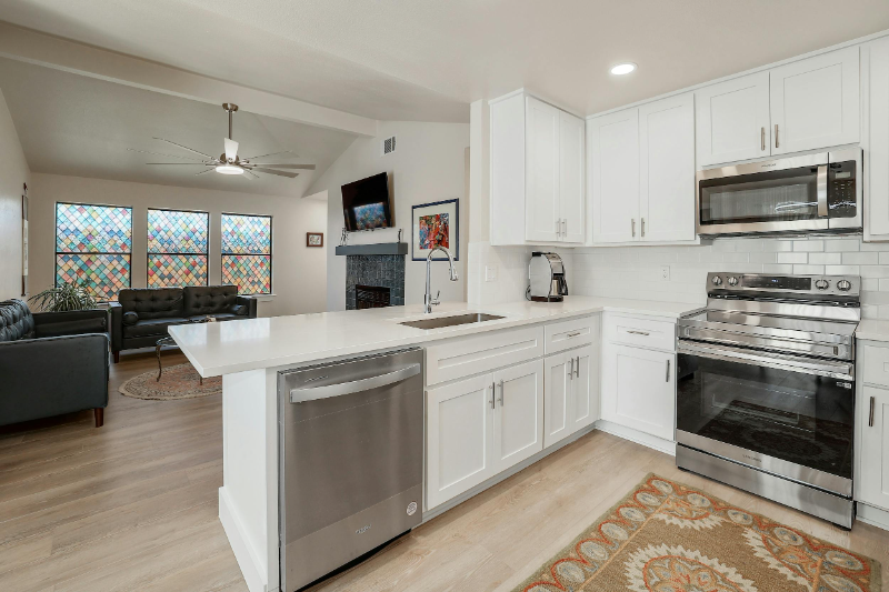 12313 Limerick Avenue - Photo 5 of 20