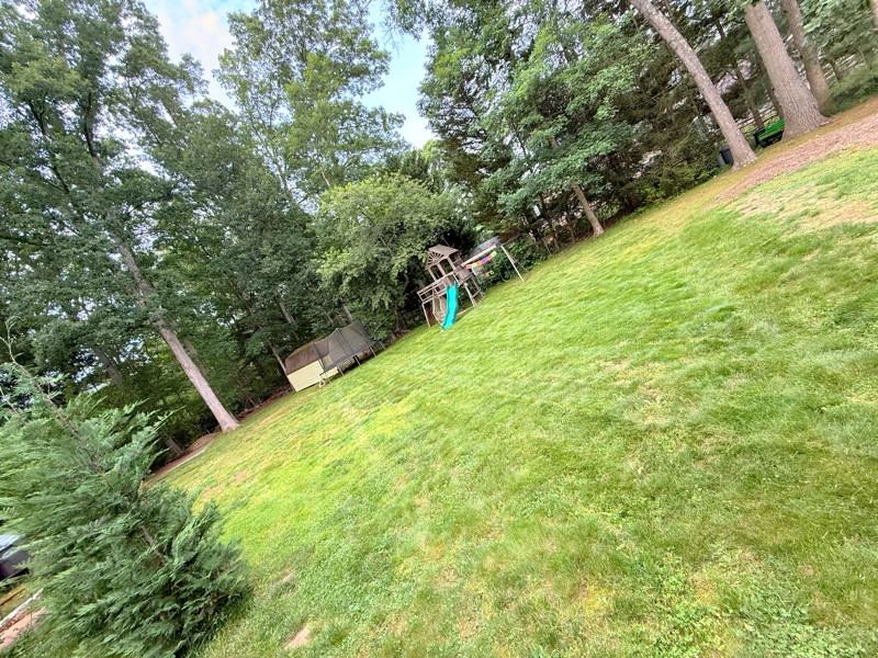 319 Rosemont Ave - Photo 3 of 19