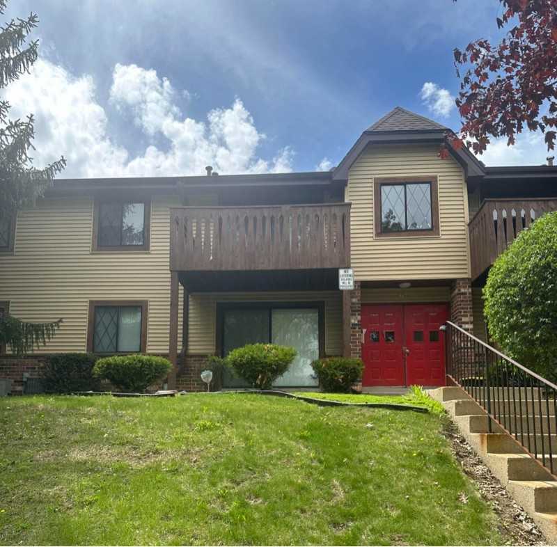 7721 N 60th St #G - Photo 2 of 10