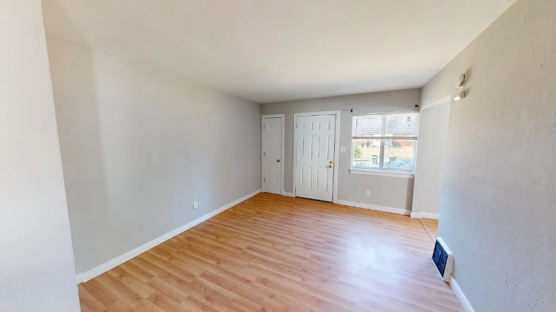 390 S Powell Columbus Ohio #390SPOWELL - Photo 2 of 7