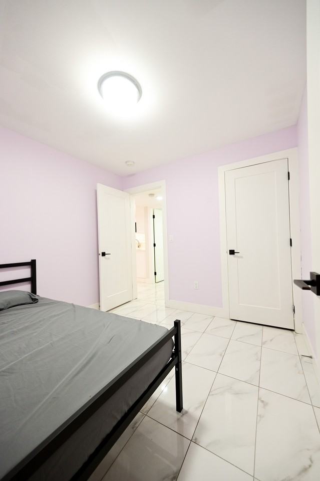 4005 Dundas St - Photo 6 of 13