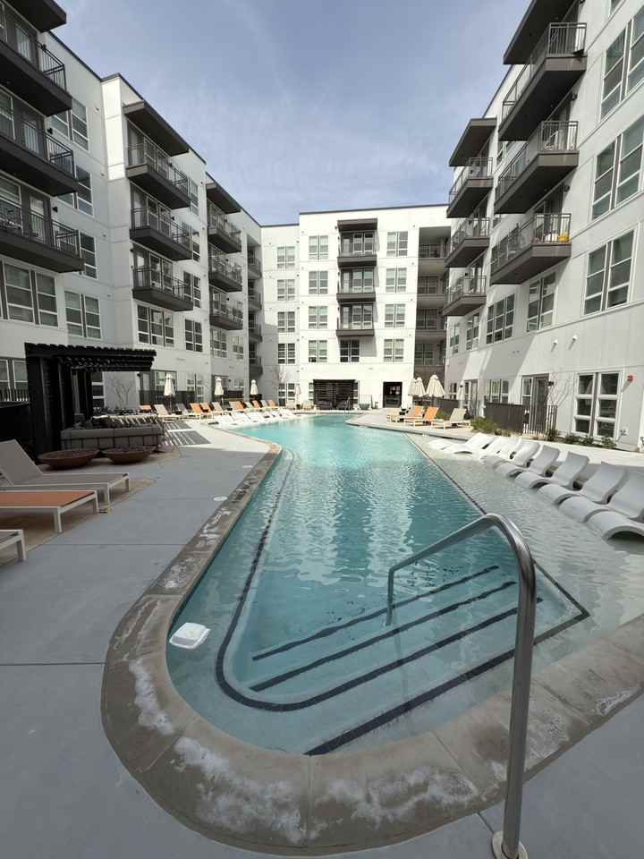 N Beckley Ave - Photo 5 of 8