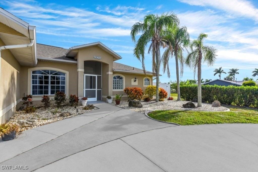 4625 Se 1st Ave - Photo 2 of 28