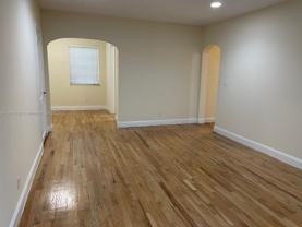 815 W 40th St #4 - Photo 1 of 1