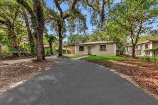 6221 Sw 35th St #1 - Photo 1 of 1