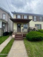 featured image of 1613 Lafayette St