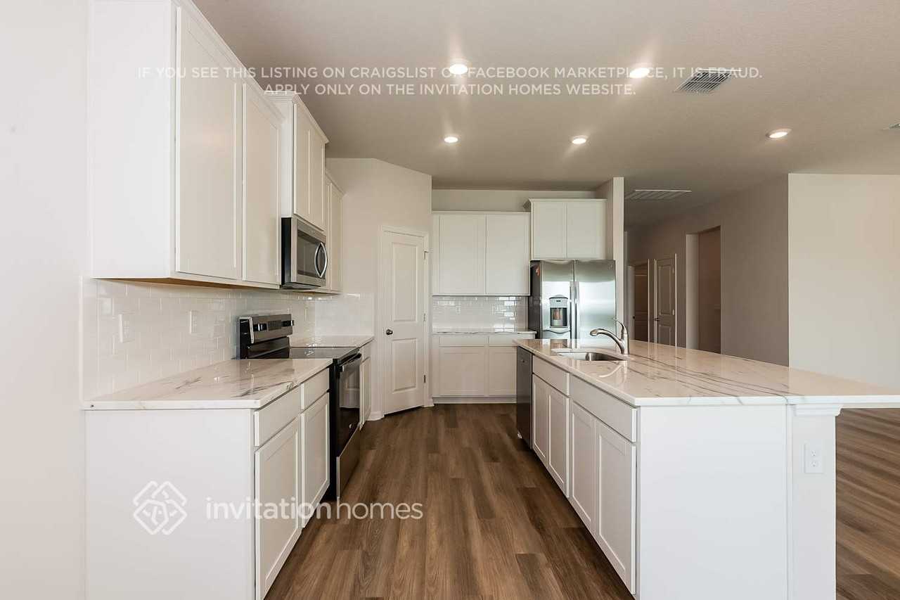 5234 Rosado Run - Photo 7 of 17