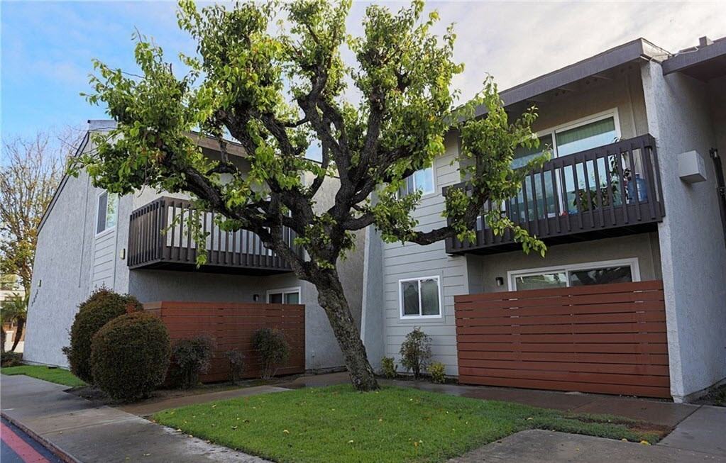 7042 Fenway Dr. - Photo 4 of 19