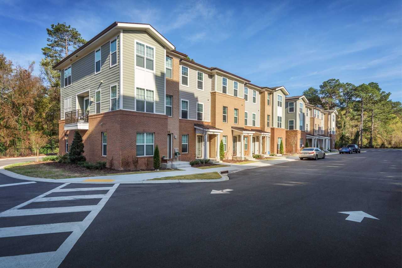 The Cardinal Apartments - Photo 6 of 35