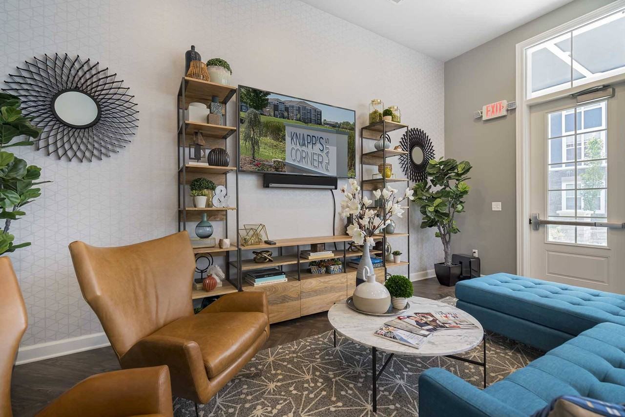 Knapp's Corner Flats - Photo 5 of 30