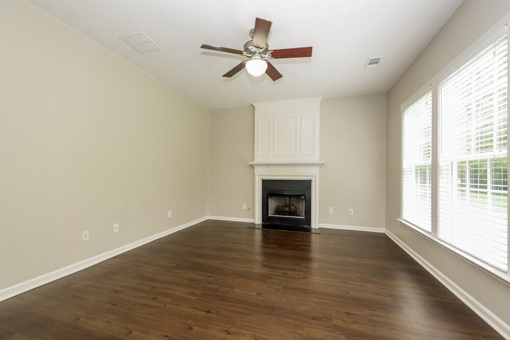 2214 Cardiff Ln - Photo 5 of 17