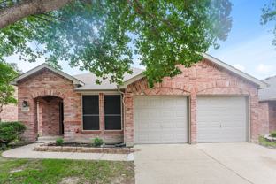 154 Wandering Dr - Photo 1 of 1