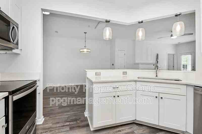 14307 San Paolo Ln - Photo 6 of 30