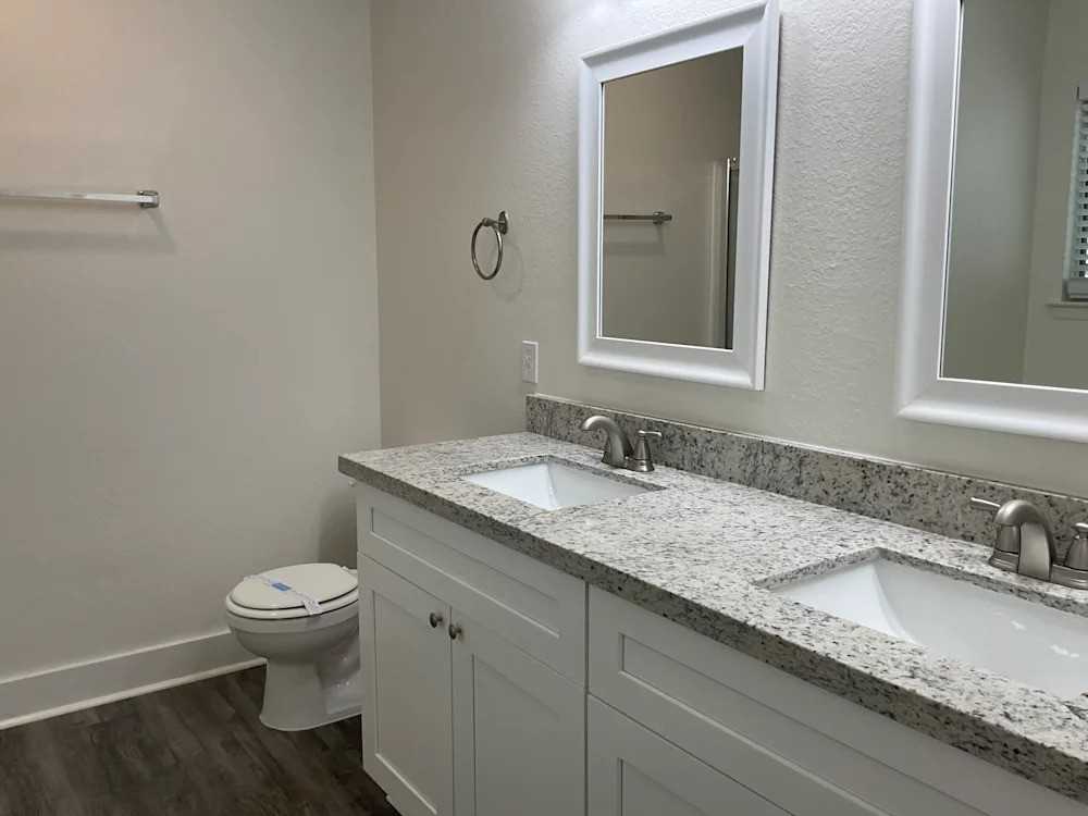 3939 Southern Bnd #NA - Photo 3 of 8