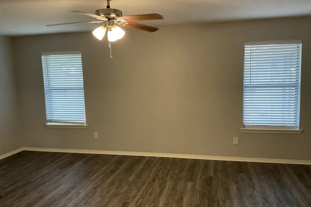 4014 Double Oak Ln #NA - Photo 2 of 8