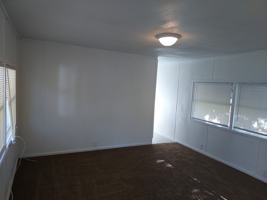 featured image of 826 Queens Dr #NA