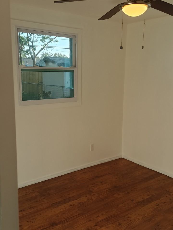 9098 Southern Comfort Drive #NA - Photo 5 of 31