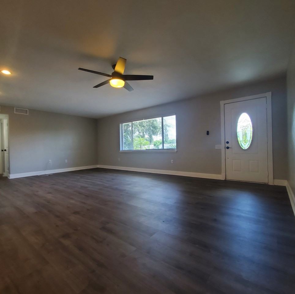 6772 113th St #NA - Photo 4 of 23