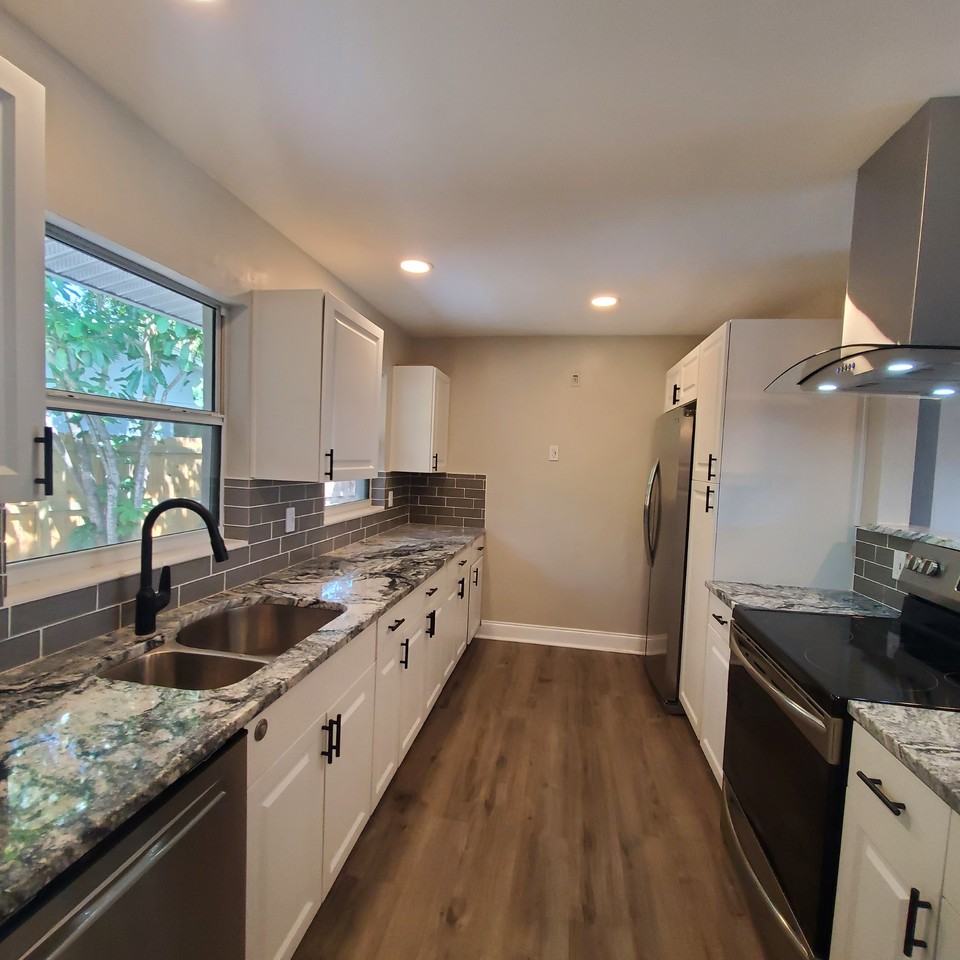 6772 113th St #NA - Photo 6 of 23