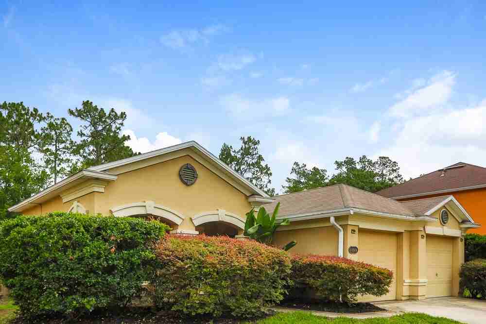 11311 Justin Oaks Dr N - Photo 3 of 16