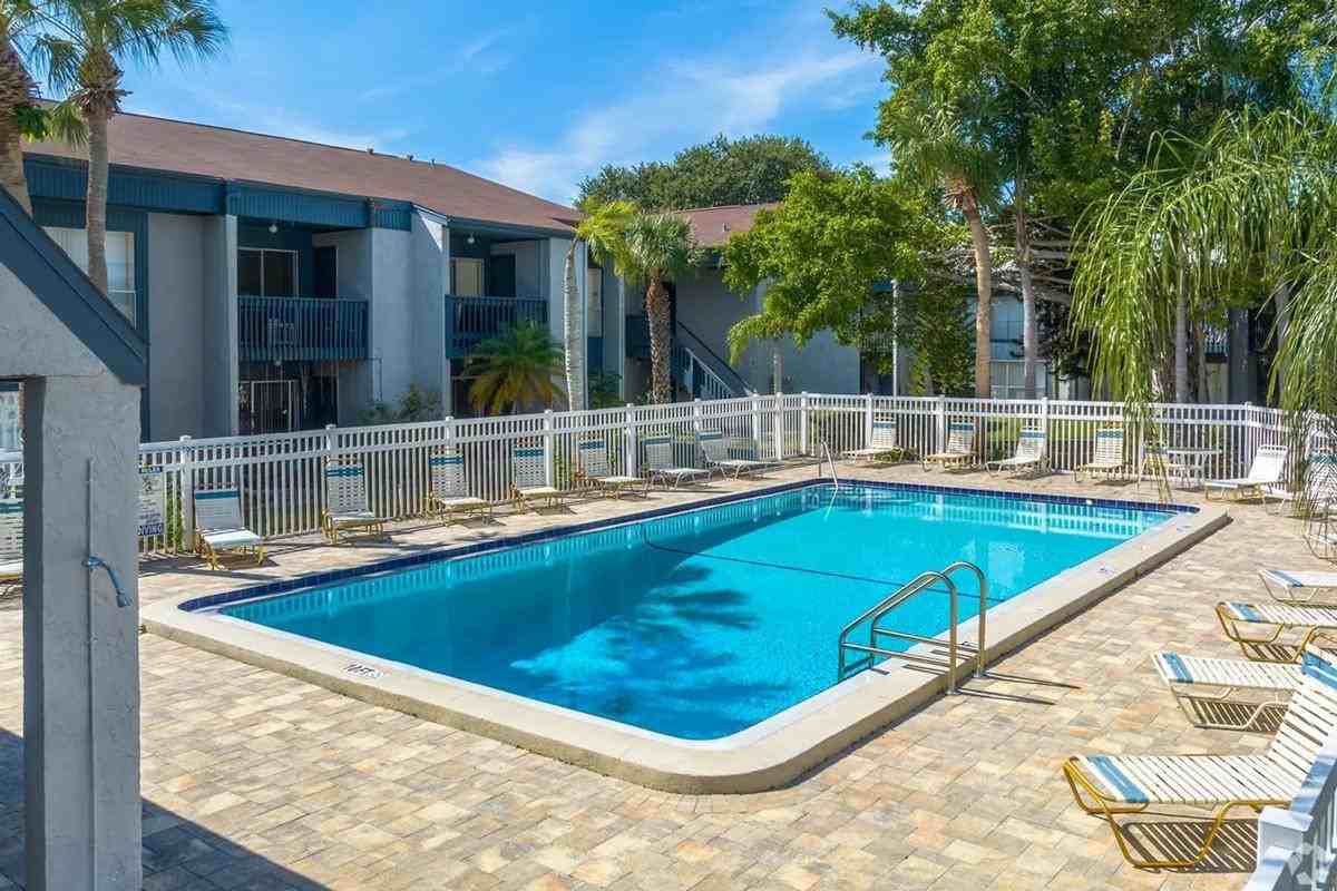 785 117th Ter N - Photo 4 of 29