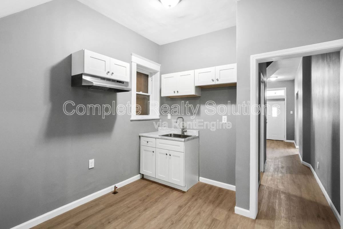 3456 Chippewa St #1 - Photo 2 of 10