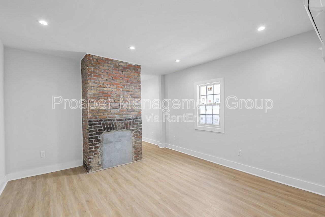 22 Nunan St #A - Photo 7 of 26