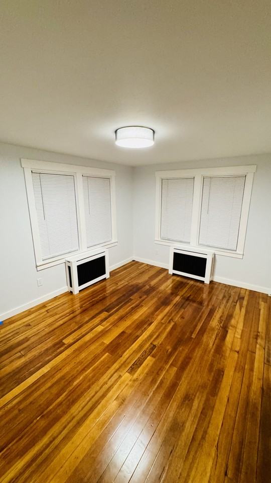 168 Forest Ave #NA - Photo 3 of 13