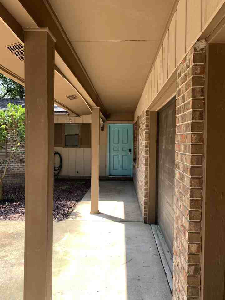 317 Somerset Dr #NA - Photo 4 of 48