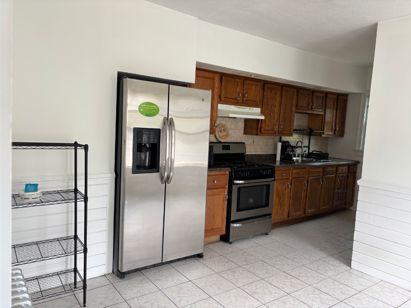 212 Pine St #2 - Photo 2 of 10