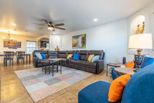 515 W Crestline Dr - Photo 1 of 1