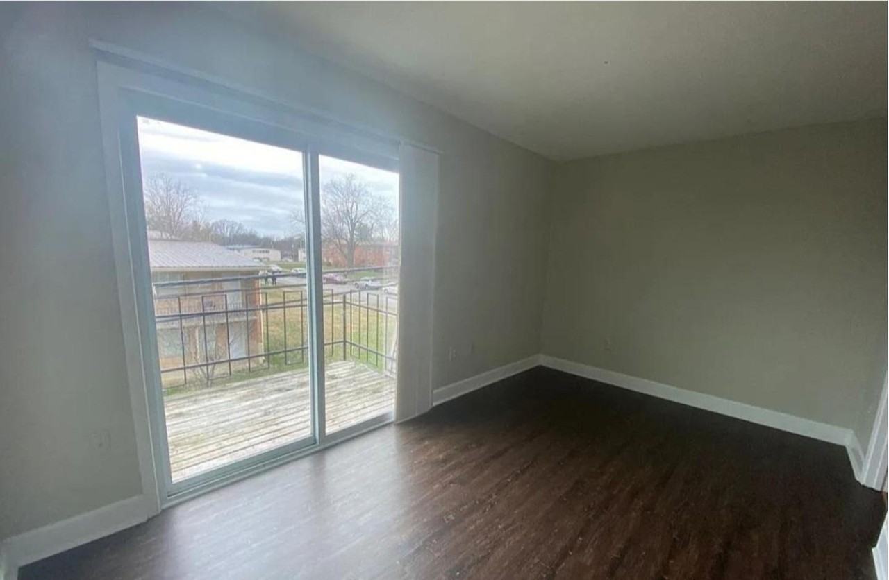 1844 Augusta Drive - Photo 3 of 4