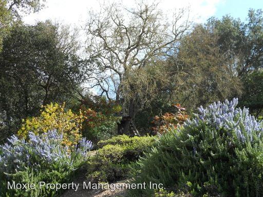 1745 Adelaida Rd - Photo 3 of 24