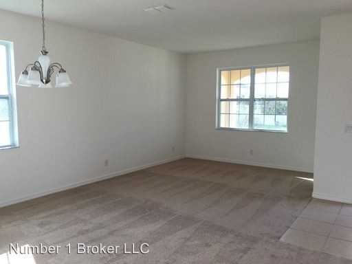 915 Cavan Dr - Photo 2 of 17