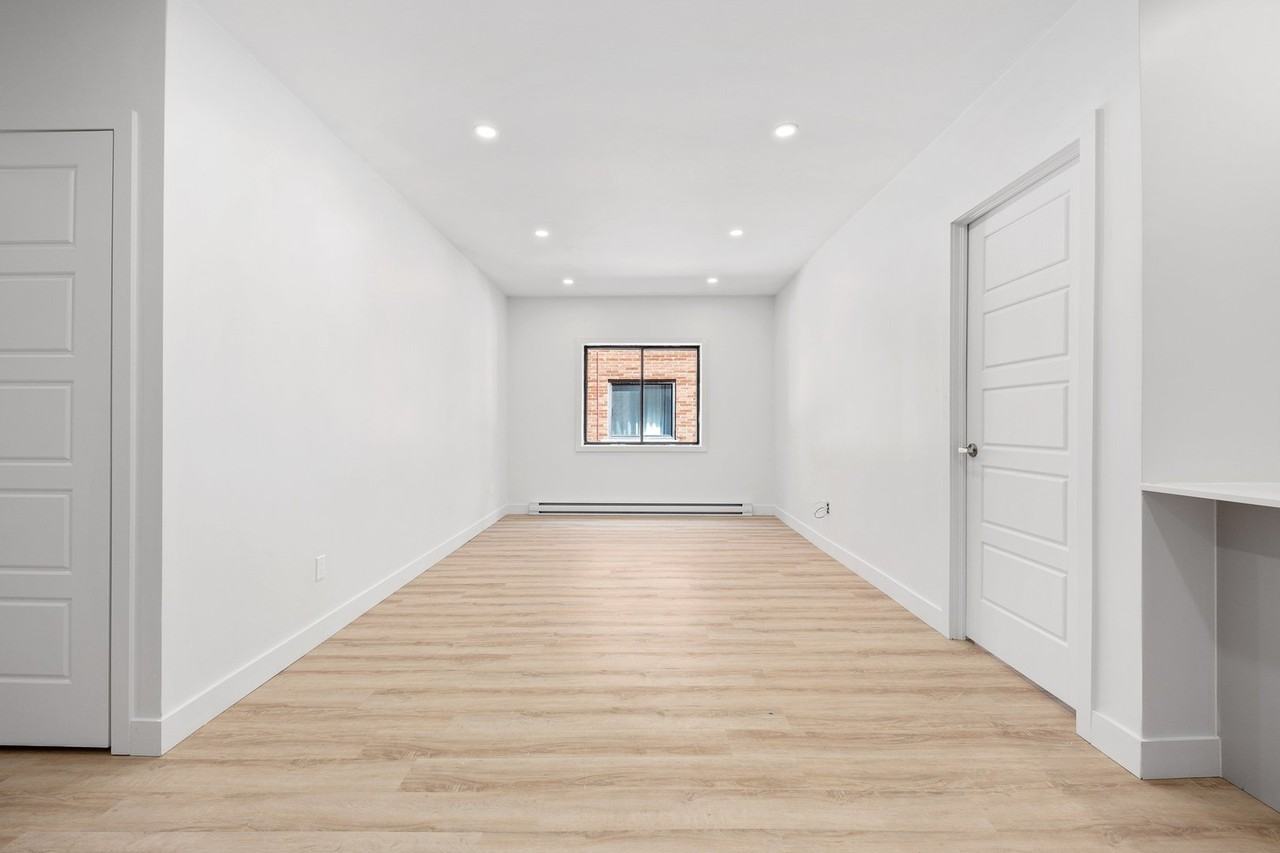 6282 Rue Jean-Talon E - Photo 3 of 20