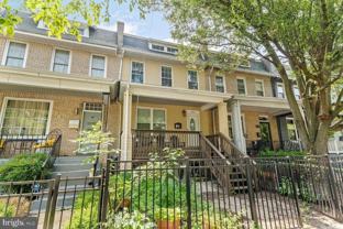 2433 3rd St Ne - Photo 1 of 1