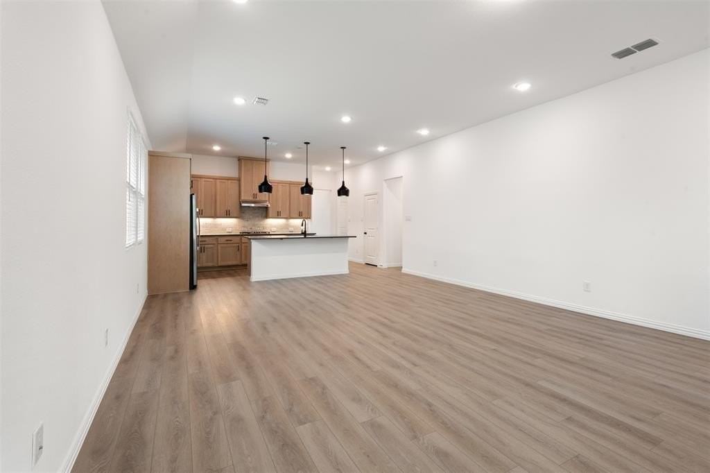 2011 Redtail Dr - Photo 4 of 27